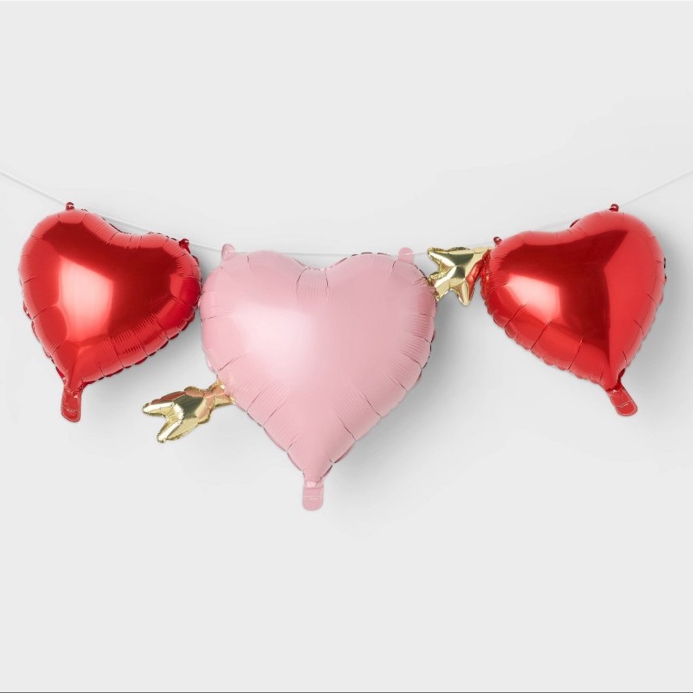3ct Valentine's Day Hearts Foil Balloon Bundle
- girls night galentines party